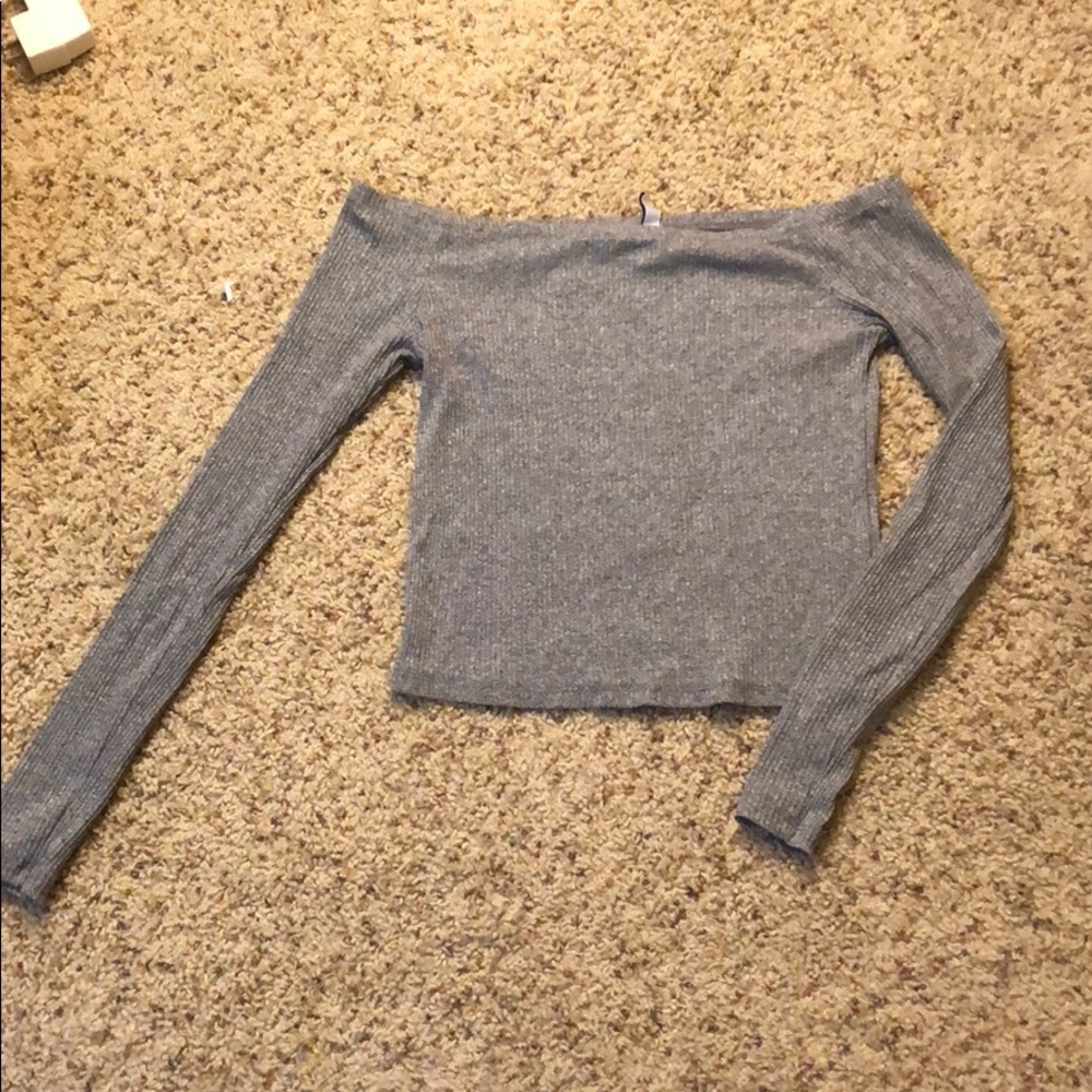 H&M off the shoulders top in grey